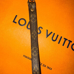 Louis Vuitton Brown and Gold Monogram Strap sku-021​